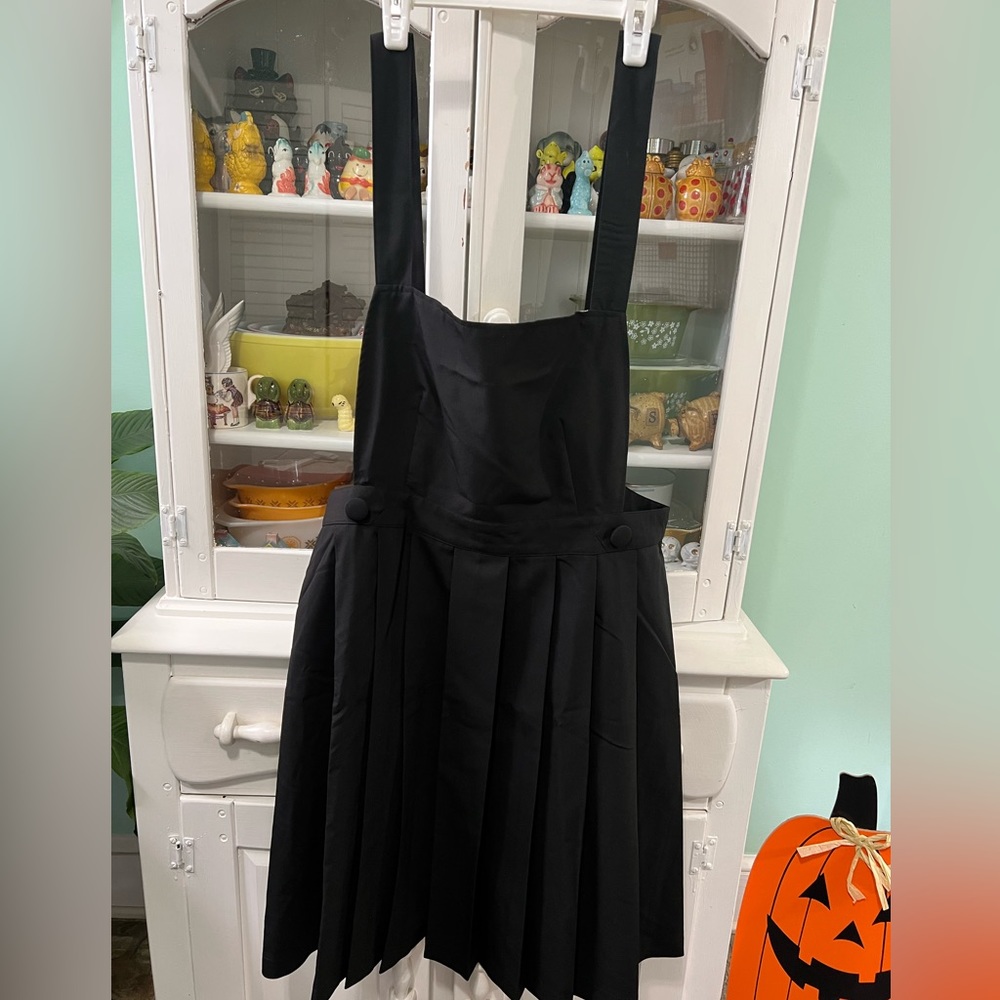 ModCloth Size 1X Black Jumper with Pockets